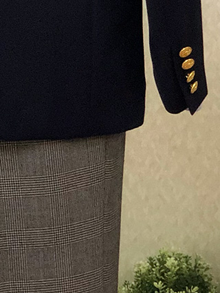 ラルフローレン　紺ブレザーの定番スーツ(赤・紺ネクタイ)　160